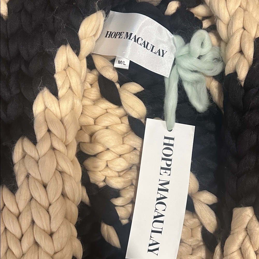 Hope Macaulay Chunky Knit Pink and Black Cardigan NWT - Picture 2 of 8